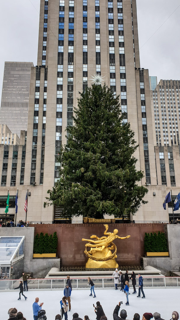 Árbol de Navidad y pista de Patinaje en Rockefeller Center, Nueva York